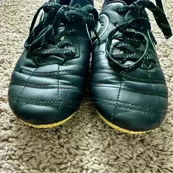 Puma ProCat Cleat Kid's Size 3- Black/White - Picture 8 of 10